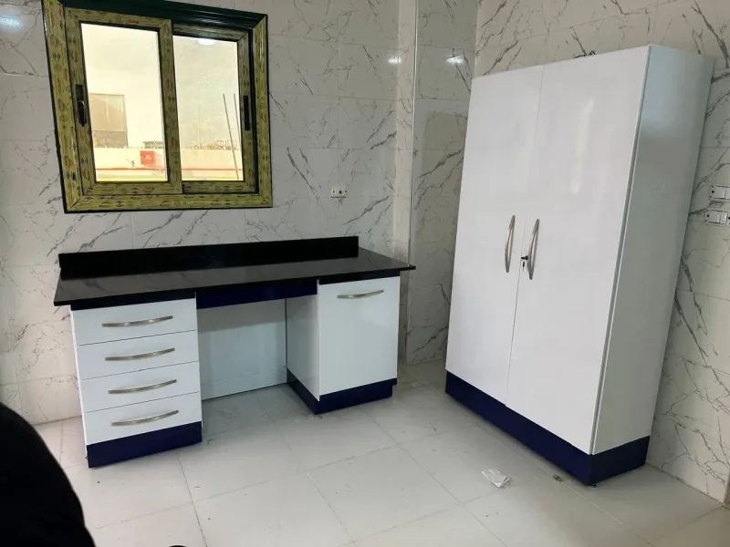 وحدات الدواليب المعملية